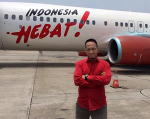 Ipang Wahid menyertai kampanye PDI Perjuangan. Bangga bertagline Indonesia Hebat. (foto diambil dari twitter @ipangwahid)